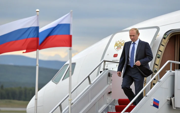 Президент Путин прибыл в Магадан перед встречей с Трампом на Аляске
